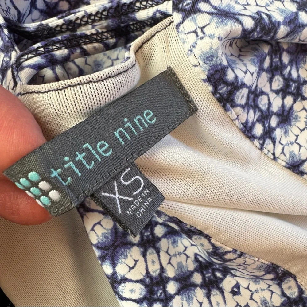 Title Nine Steadfast Dress Tidal Wave blue Strappy cross back XS athletic hiking - Picture 10 of 11